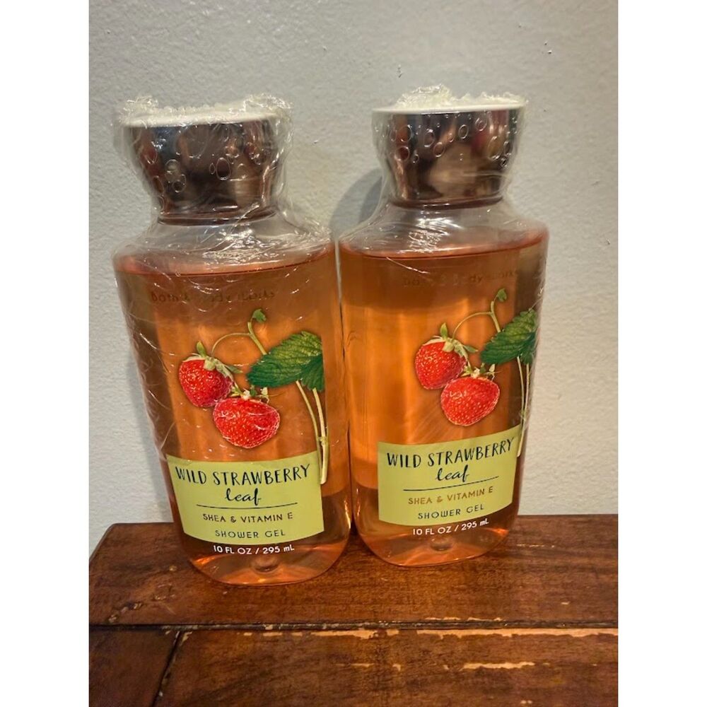 Bath & Body Works Wild Strawberry Leaf scent lot of 2